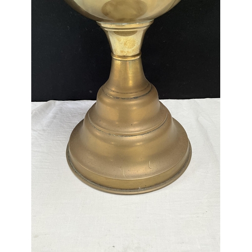 150 - VINTAGE BRASS OIL LAMP COMPLETE WITH GLASS SHADE & CHIMNEY H22