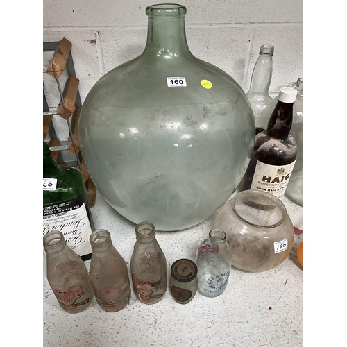 160 - QTY OF BOTTLES TO INCLUDE CARBOUY, DEMIJOHNS, WINE RACK ETC H22