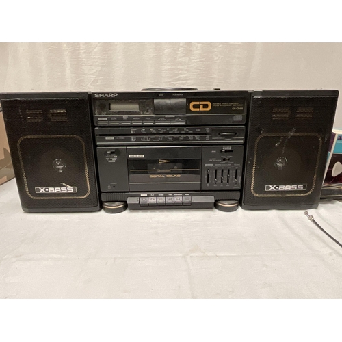 238 - LARGE QTY OF ELECTRICAL ITEMS ETC TO INCLUDE SHARP STEREO, SPEAKERS, PROJECTOR, RADIOS ETC