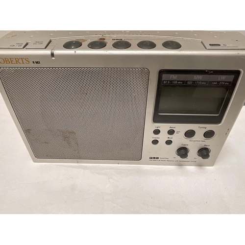 238 - LARGE QTY OF ELECTRICAL ITEMS ETC TO INCLUDE SHARP STEREO, SPEAKERS, PROJECTOR, RADIOS ETC