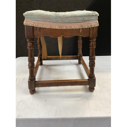 250 - OAK STRETCHERED UPHOLSTERED STOOL ON TURNED LEGS H19