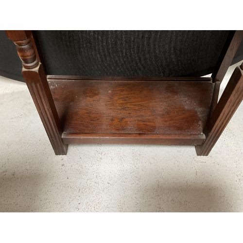 278 - REPRODUCTION OAK SIDE TABLE WITH UNDERTIER SHELF AND SINGLE DRAWER H28