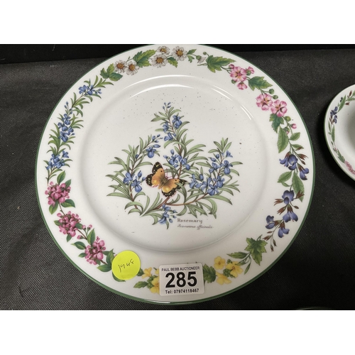 285 - ROYAL WORCESTER DINNER & TEA WARE 23 PIECES