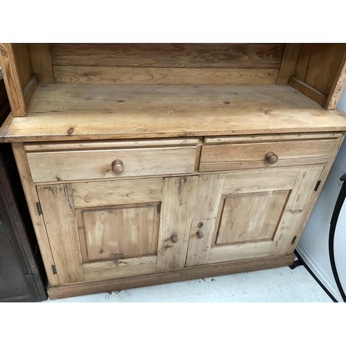 286 - VICTORIAN STRIPPED PINE KITCHEN PIECE WITH 2 GLAZED DOORS TO TOP CENTRAL OPEN AREA - THE BASE WITH 2... 