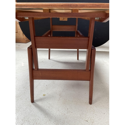 300 - VINTAGE TEAK ELEVATOR TABLE EXT H 28