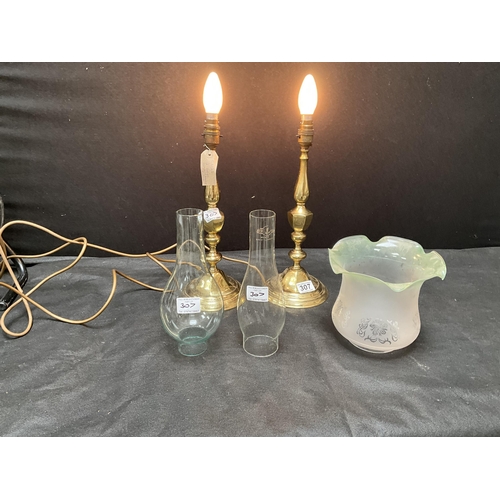 307 - 2 BRASS ELECTRIC TABLE LAMPS, 2 GLASS FUNNELS AND GLASS SHADE