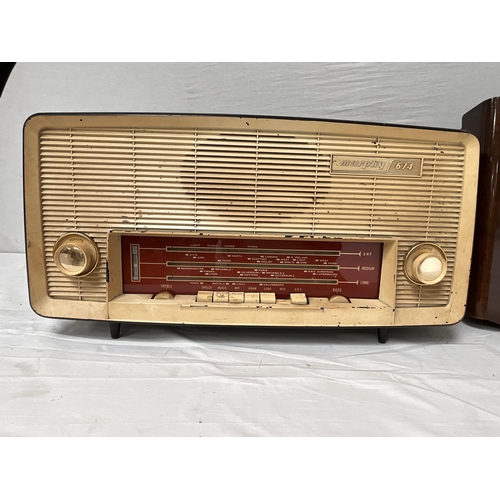 319 - MURPHY 674 VINTAGE RADIO AND RGD VINTAGE RADIO