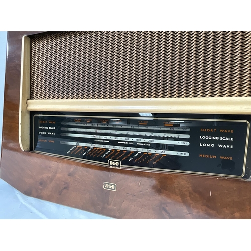 319 - MURPHY 674 VINTAGE RADIO AND RGD VINTAGE RADIO