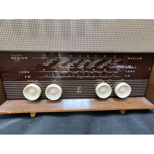 324 - FERRANTI VINTAGE RADIO AND A PHILCO VINTAGE RADIO