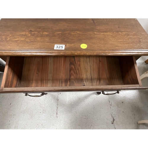 325 - REPRODUCTION DARK OAK LOW BOY WITH SINGLE DRAWER SHAPED FREEZE ON CABRIOLE LEGS H27