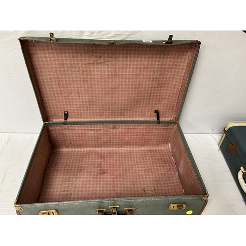 346 - 2 VINTAGE SUITCASES