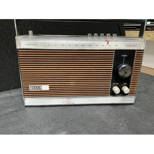 352 - BOX OF 9 VINTAGE RADIOS TO INCLUDE PHILIPS , BUSH ETC