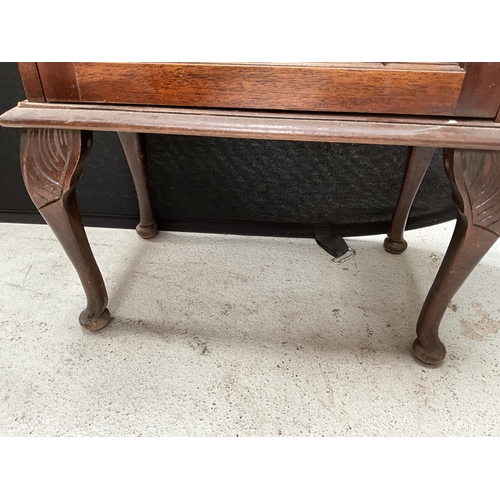 368 - REPRODUCTION MAHOGANY DISPLAY CABINET WITH ASTRIGAL GLAZED DOOR ON CABRIOLE LEGS H48