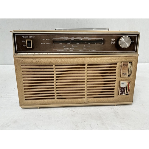 373 - BOX OF 9 VINTAGE RADIOS TO INCLUDE PACKER, ECHO, SONY, ETC