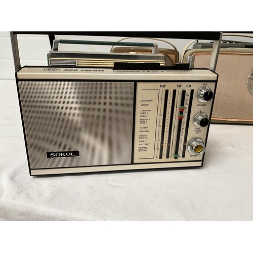 375 - BOX OF 10 VINTAGE RADIOS TO INCLUDE ECHO ETC