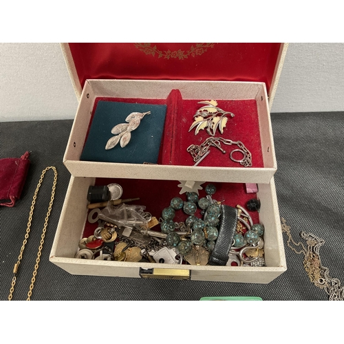 184 - JEWELLERY BOX AND COSTUME JEWELLERY