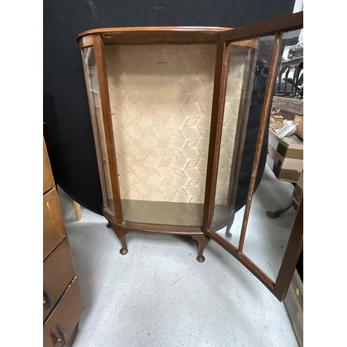 387 - VINTAGE WALNUT VENEERED BOW FRONT DISPLAY CABINET H44