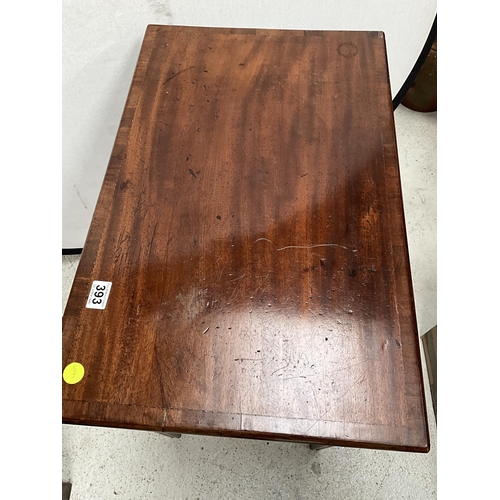 393 - GEORGIAN MAHOGANY SIDE TABLE WITH DRAWER TO END H28