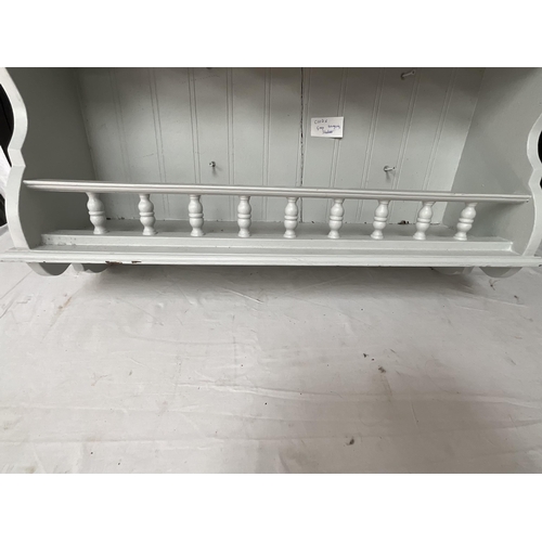 396 - PAINTED DECORATIVE WALL RACK H22