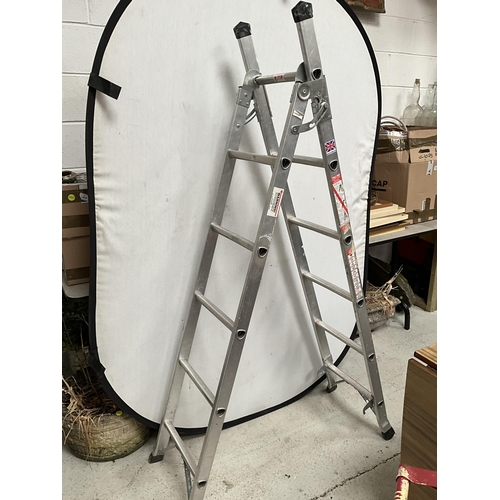 400 - PAIR OF ALUMINIUM STEP LADDERS