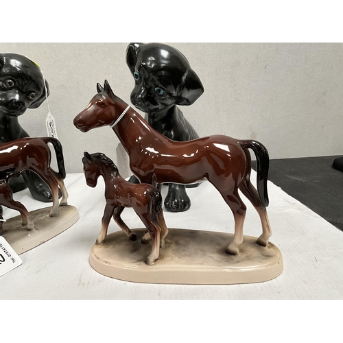 205 - PAIR OF VINTAGE CHALK FIRESIDE DOGS WITH GLASS EYES AND A PAIR OF HORSE & FOAL FIGURES - DOGS 9