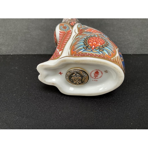 206 - ROYAL CROWN DERBY CAT WITH SILVER STOPPER H5.5