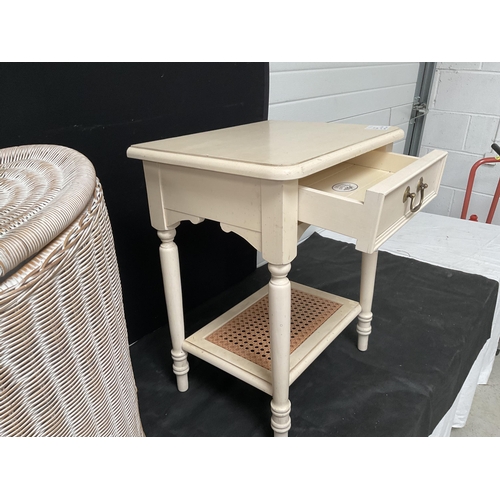 174 - MODERN WOVEN DOUBLE SIDED LINEN BASKET, AND A BADGED LAURA ASHLEY LAMP TABLE WITH SINGLE DRAWER ON T... 