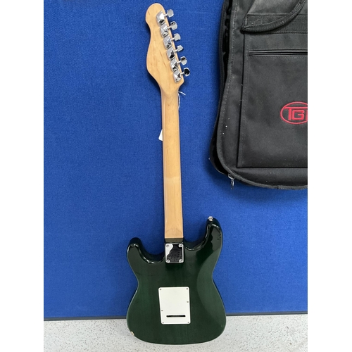 14 - ENCORE ELECTRIC GUITAR IN CASE - NO LEADS