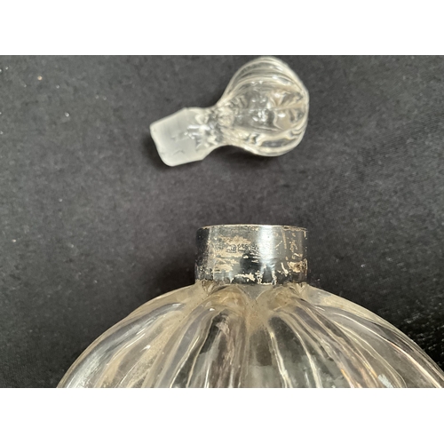 205 - HALLMARK SILVER CREAM JUG, 2 NAPKIN RINGS, COLLARED SCENT BOTTLE 
APPROX TOTAL WEIGHT 155G