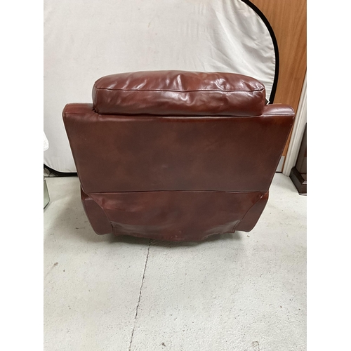 452 - BROWN LEATHER MANUAL RECLINING CHAIR  H29