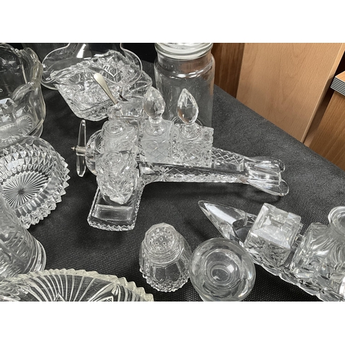20 - 3 BOXES OF GLASSWARE TO INCLUDE WATERJUGS, VASES, FRUIT BOWLS ETC
