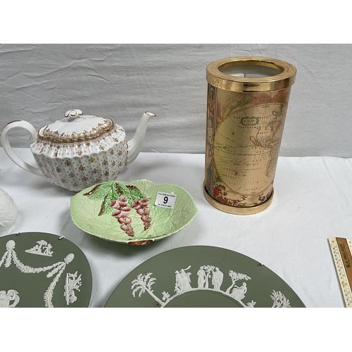 9 - BOX OF CHINA TO INCLUDE SPODE, JASPER WEDGEWOOD ETC