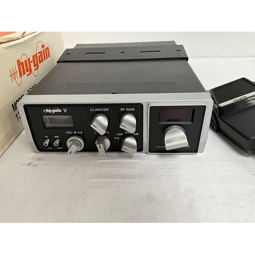 52 - HYGAIN MODEL 2795 120 CHANEL CB IN ORIGINAL BOX