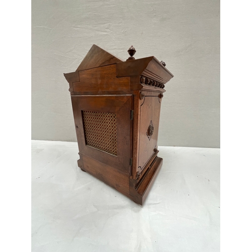 40 - VICTORIAN OAK BRACKET CLOCK WITH GILT FACE PIERCED FRETWORK AT BACK WITH KEY & PENDULUM 14