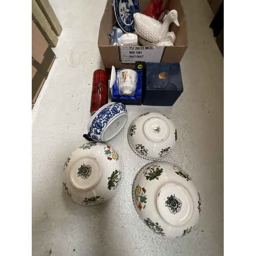 54 - 2 BOXES OF CHINA TO INCLUDE 3 LARGE PORT MERION BOWLS, WEDGEWOOD, PALLISEY ETC