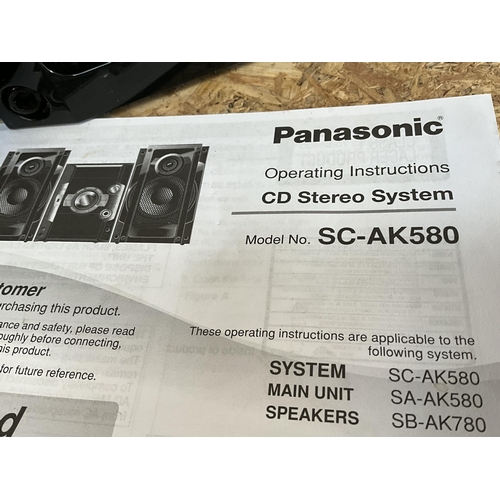 77 - PANASONIC 5 DISC CHANGER WITH SPEAKERS WITH REMOTE - SC-AK580