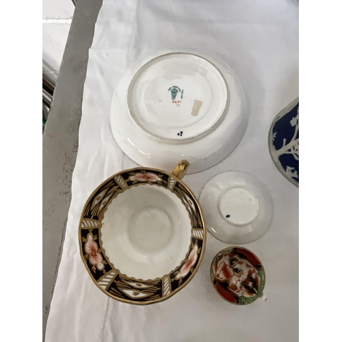 99 - BOX OF CHINA TO INCLUDE SHELL SHAPED PART TEA SET, FISH POTTERY JUG, ADAMS WARE, DOULTON ETC