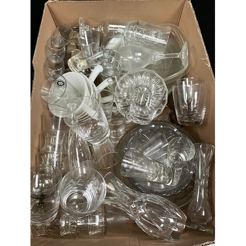 101 - 2 BOXES OF GLASSWARE TO INCLUDE BLUE ETCHED BOHEMIAN GLASS AND CRANBERRY GLASS, ETCHED DRINKING GLAS... 