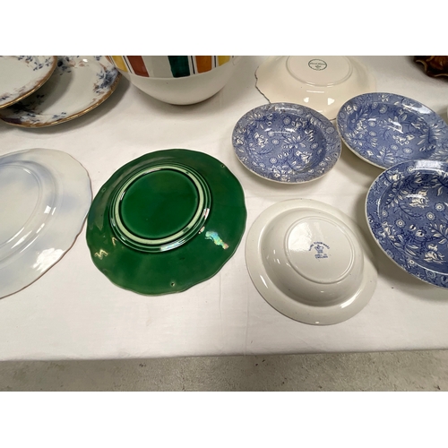 117 - 3 BOXES OF CHINA TO INCLUDE ARCOPAL 30 PIECE DINNER SET, MASONS PLATE, POTTERY, PLANTERS, SPODE PLAT... 