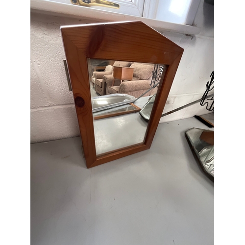 118 - QTY OF WALL MIRRORS, WOODEN BREAD BIN AND WIRE MESH MANNEQUIN 19