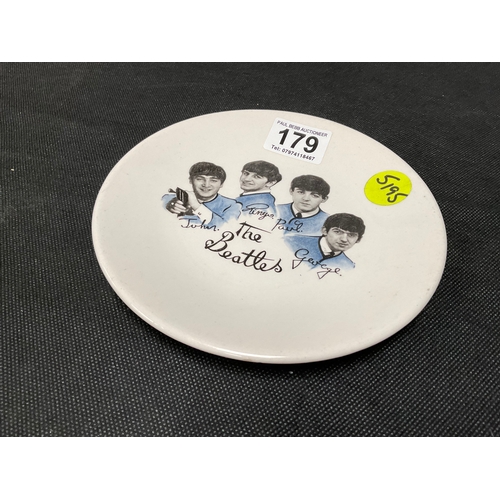 179 - VINTAGE BEATLES ORIGINAL PLATE DIA 7