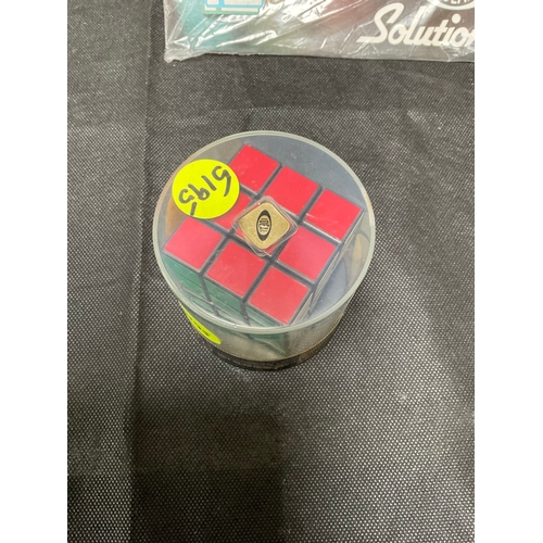 185 - RUBIK CUBE IN ORIGINAL PRESENTATION BOX AND BROCHURE