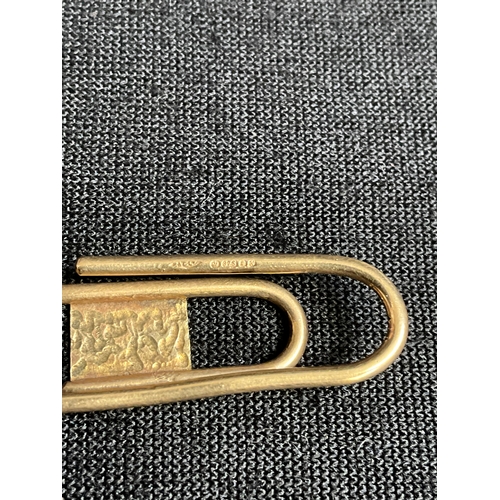 257 - HALLMARKED 9CT TIE CLIP TOTAL WEIGHT 3.8G