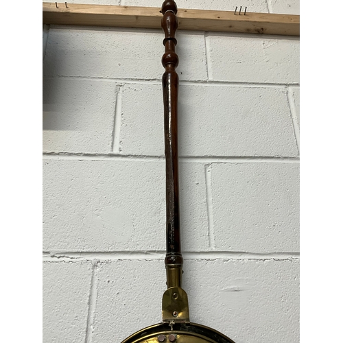 274 - VICTORIAN BRASS WARMING PAN L45