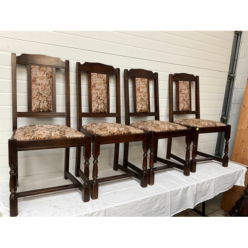 291 - SET OF 6 OAK DINING CHAIRS TO INCLUDE 2 CARVERS A/F