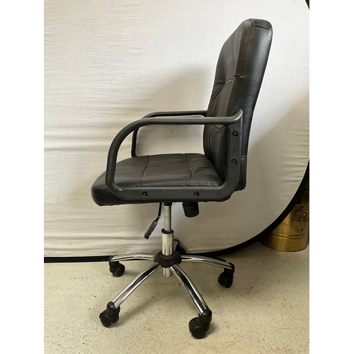 315 - LEATHER SWIVEL OFFICE CHAIR