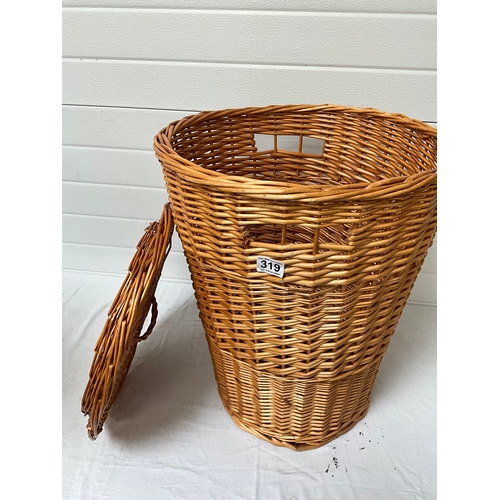 319 - WICKER LAUNDRY BASKET H22