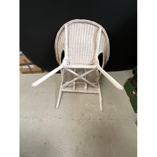 326 - WHITE WICKER BEDROOM CHAIR H34