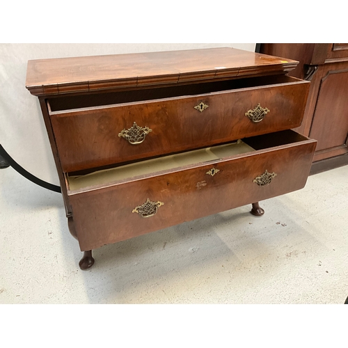 361 - 19TH CENTURY MAHOGANY 2 DRAWER VENEERED CHEST ON CABRIOLE FEET H30