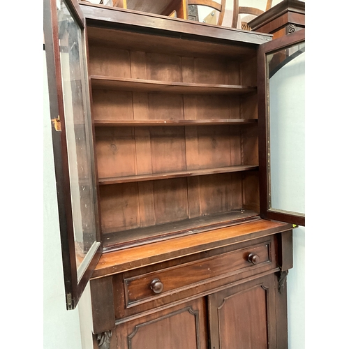 362 - VICTORIAN MAHOGANY SECRETAIRE BOOKCASE H82